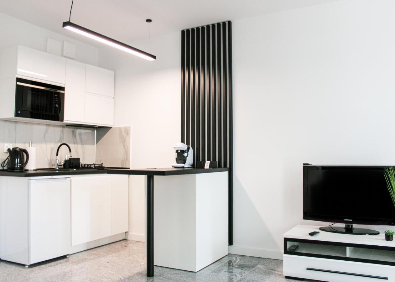 Apartament White-Niska Z Garazem Podziemnym Kielce Esterno foto